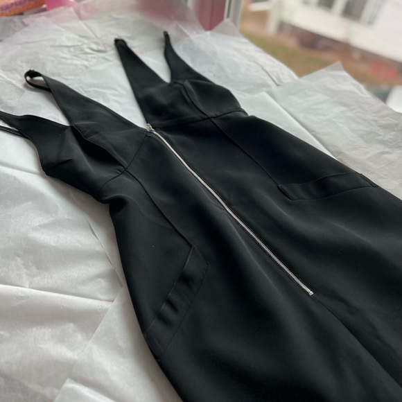 ❤️HP❤️EUC VTG 90s FENDI low back deep v black midi dress - Picture 10 of 13